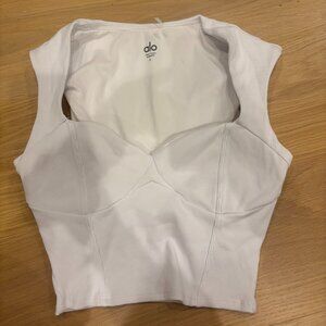 Alo Yoga Women’s Ribbed Sweetheart Crop Top | Built-In Bra | Cap Sleeves
